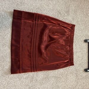 Simply Vera Vera Wang Shimmering Burgundy  or copper color Skirt